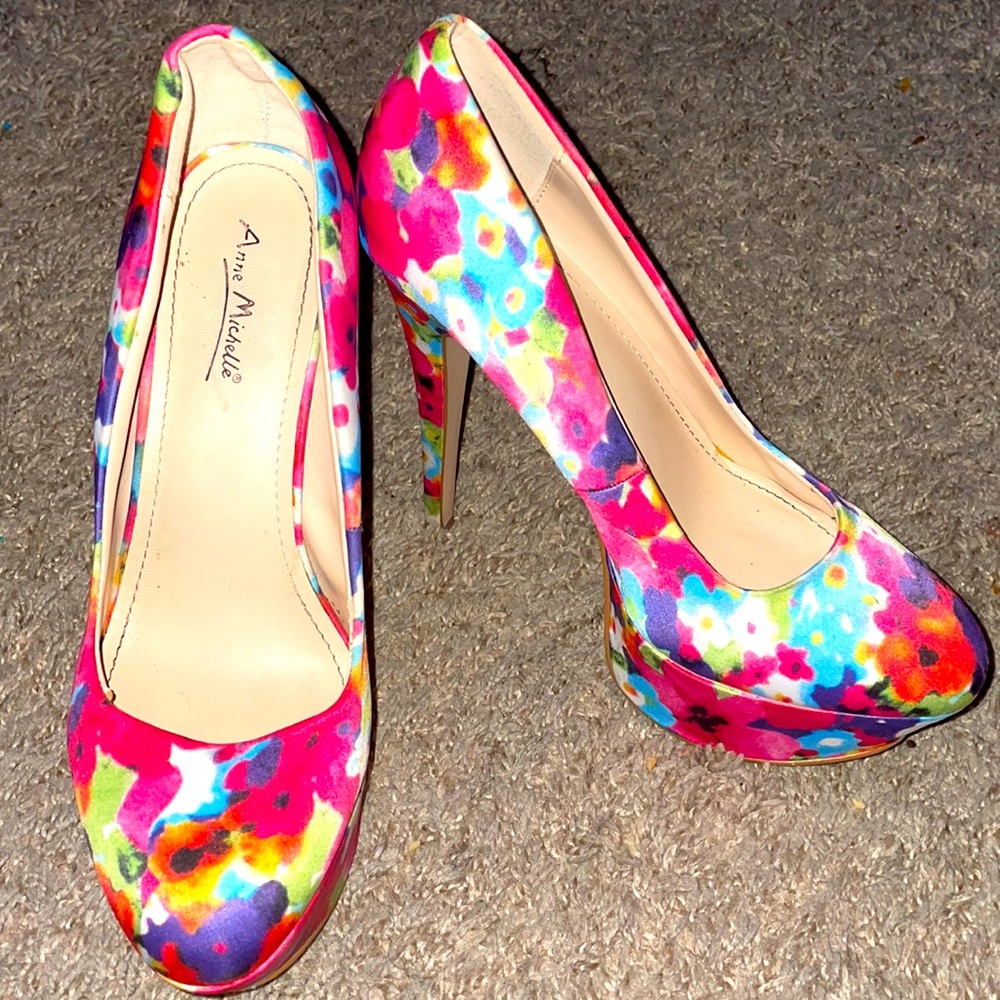 Anne Michelle pink floral platforms